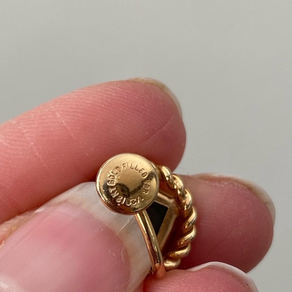 Vintage 1/20 12 KT Gold Filled Halo Square Screw On Earring - Picture 4 of 5